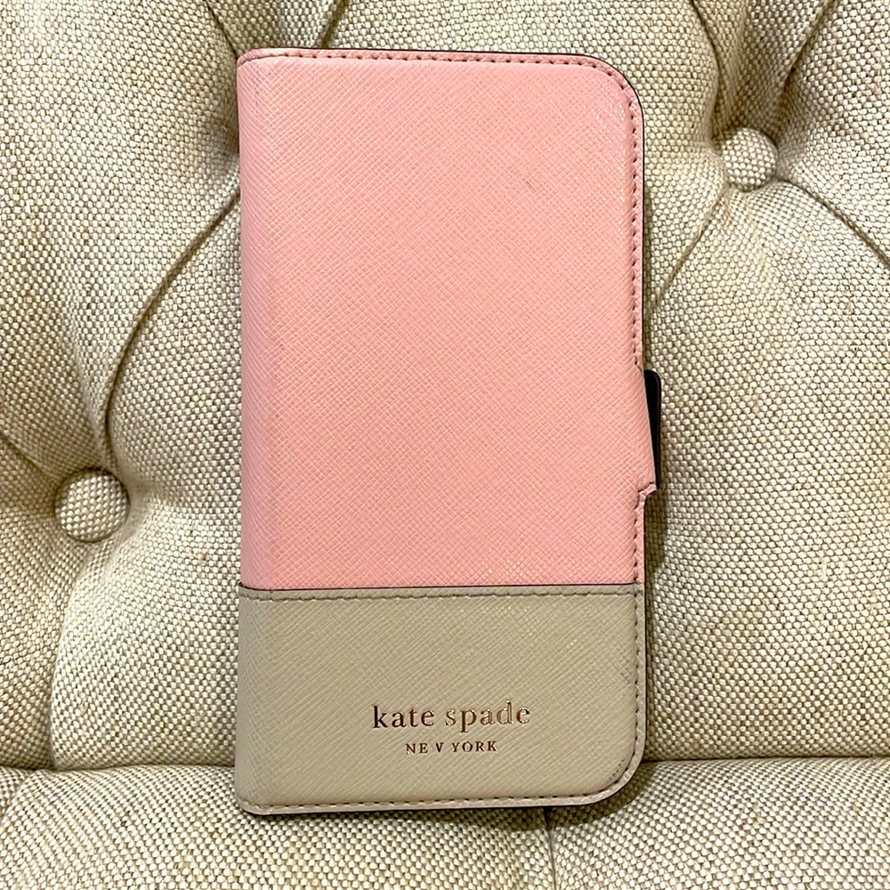 Kate Spade iPhone 12 Wallet in Pink